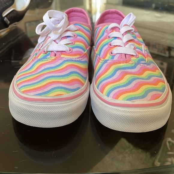 Vans shoes rainbow wave print - Picture 7 of 7